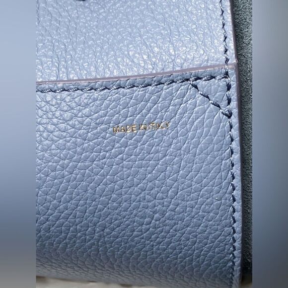 Chloe Sense Large Tote Bag in Grained Leather - Picture 10 of 15